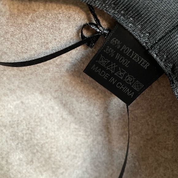 ❤️ NEW Adjustable Wool Tan Hat - Picture 6 of 6